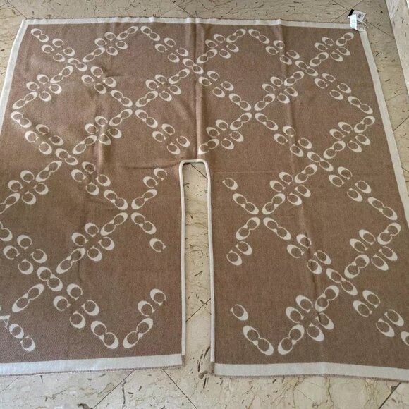 COACH Signature Poncho Chalk Taupe Wool Reversible One Size Logo - Picture 6 of 7
